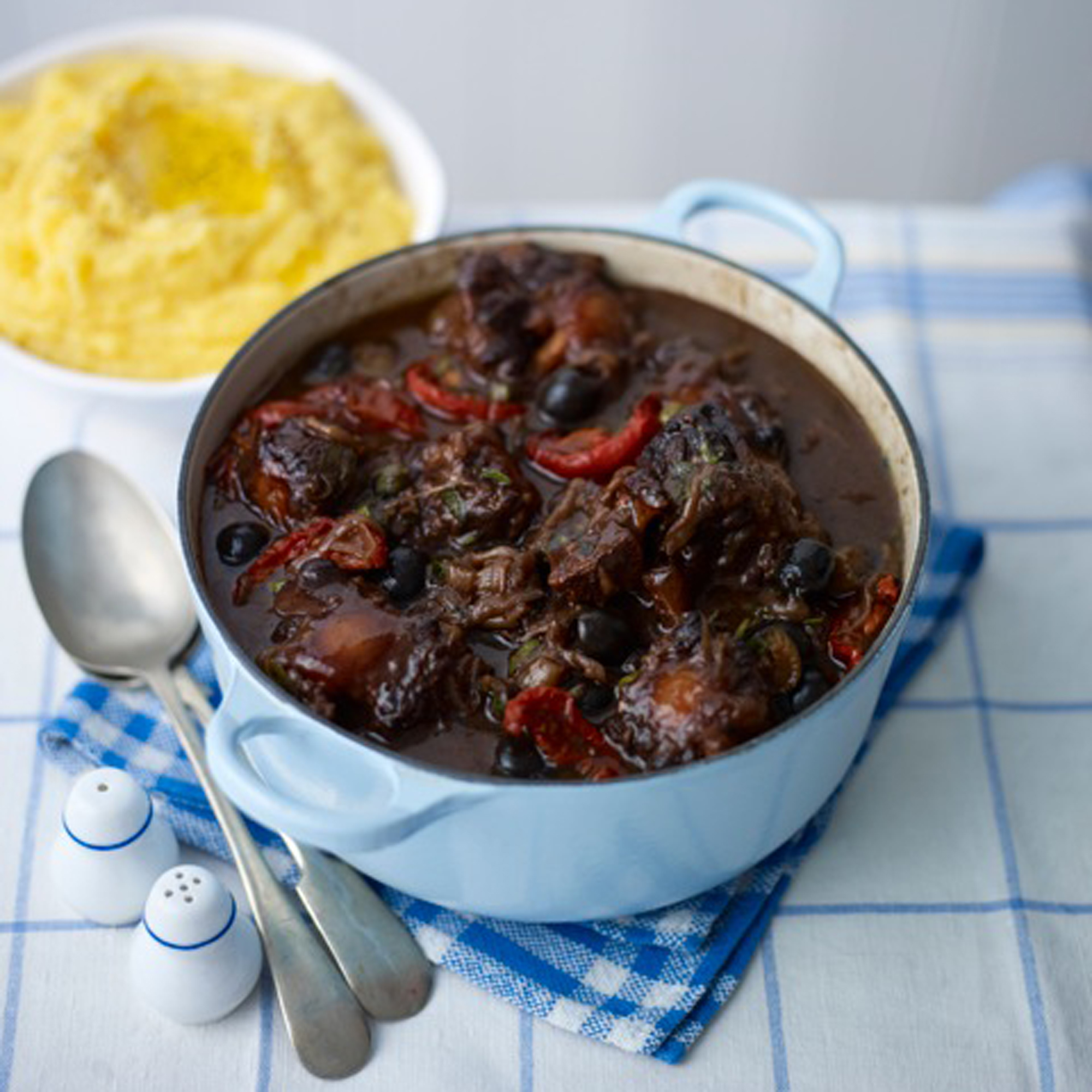 Oxtail casserole with capers, olives and tomatoes recipe