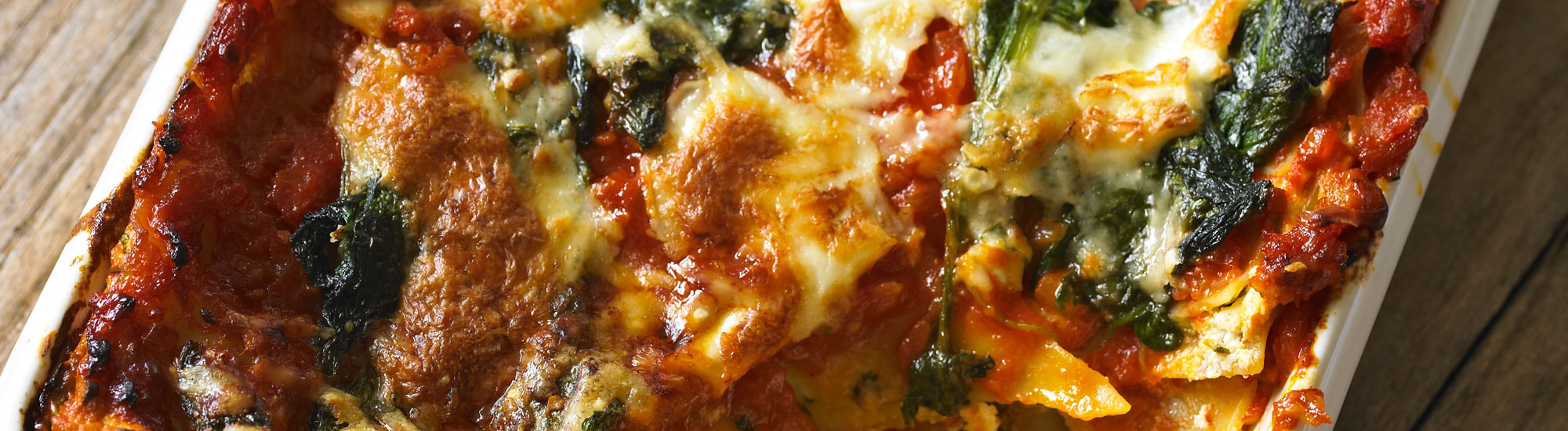 Tomato, spinach and three-cheese lasagne recipe