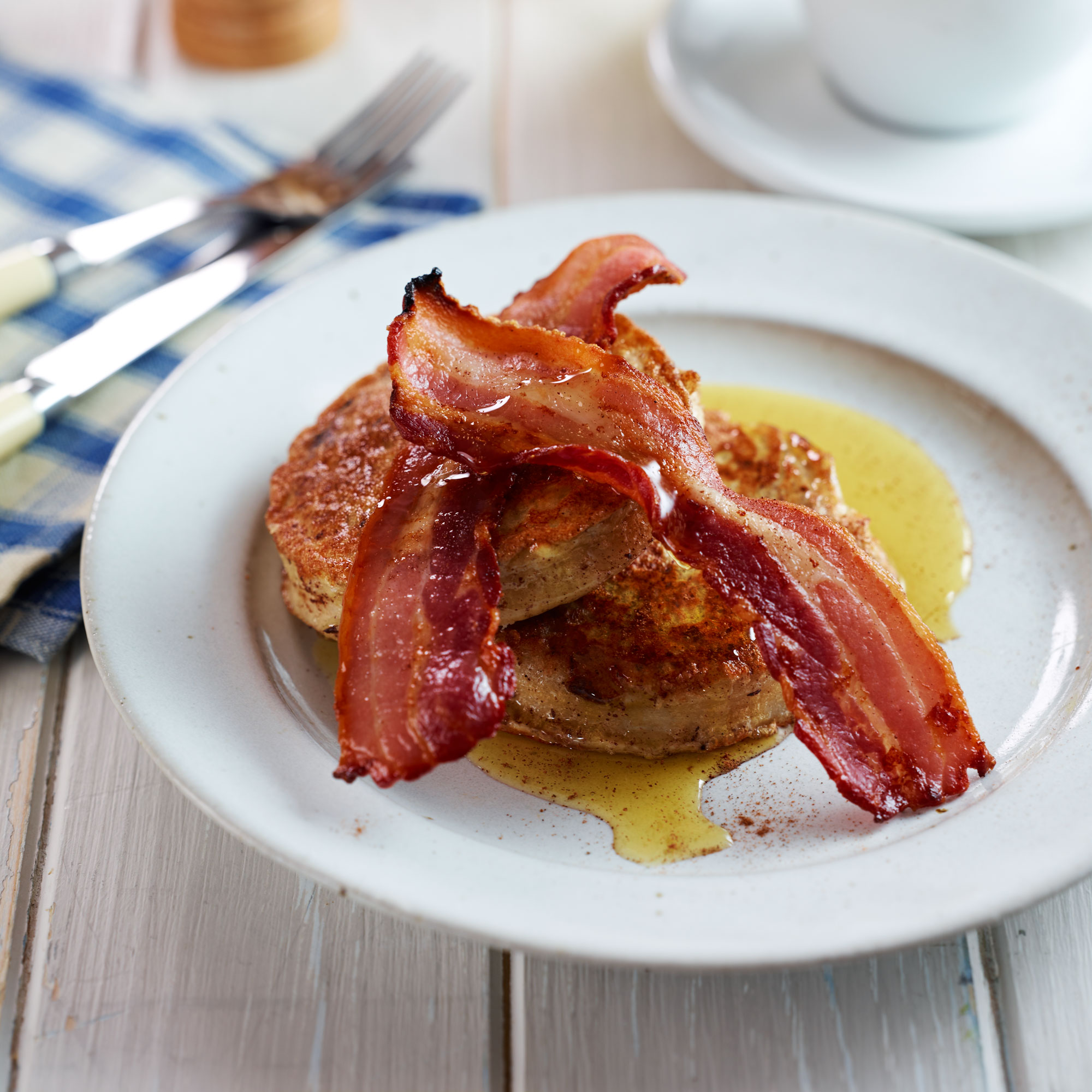 Eggy crumpets and bacon recipe