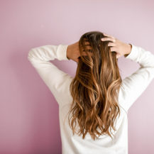 How To Stop Thinning Hair In Its Tracks