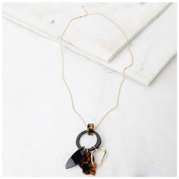mixed pendant tortoiseshell necklace