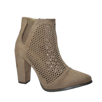 textured ankle boot