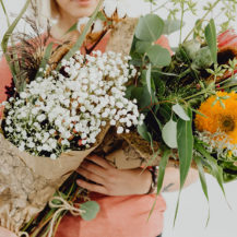 How To Style Your Own Flower Bouquet Like An Expert