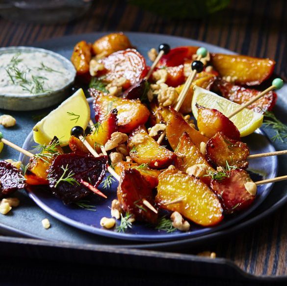 Baby roast beetroots with walnuts and mustard recipe