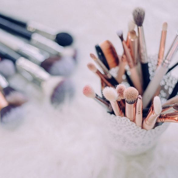 How Often Should I Clean My Make-up Brushes?
