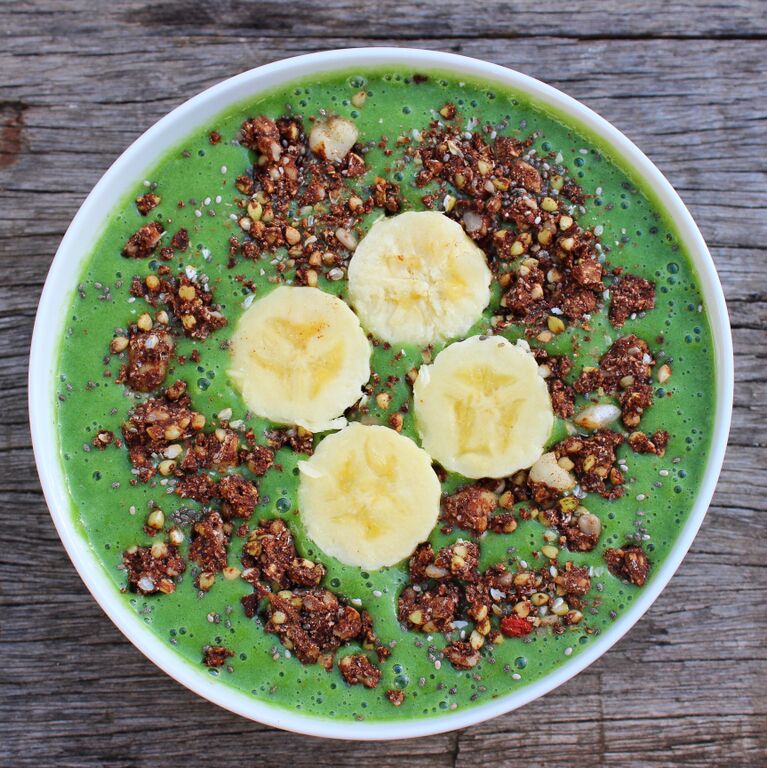 Healthy Girl Green Smoothie Bowl