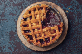 Apple & Berry pie