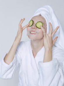 beauty myths cucumbers