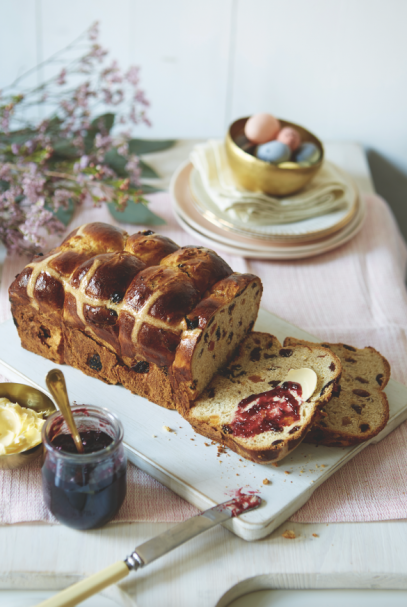 easter sunday feast hot cross bun loaf