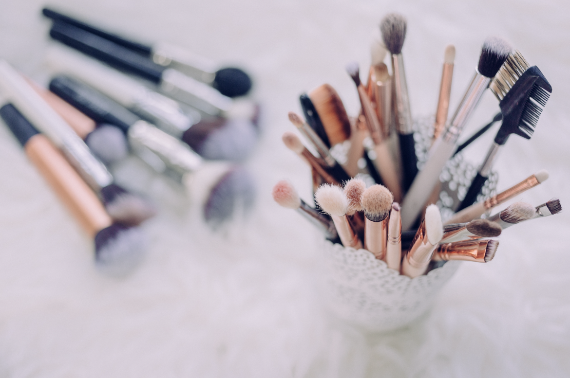 Essential makeup brushes