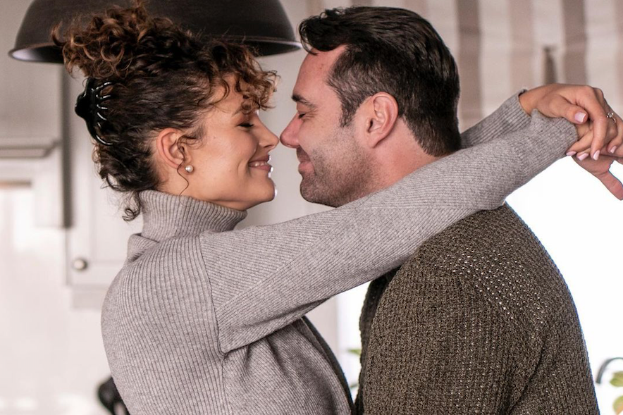 Rolene Strauss shares how she and her love made it through long distance 