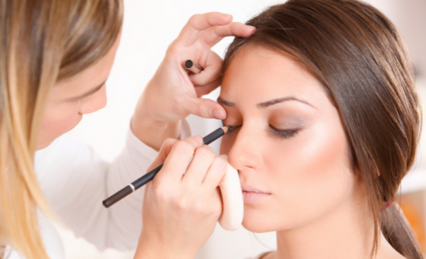 Tried & Tested: Online professional makeup artist course by Daddy’s Deals