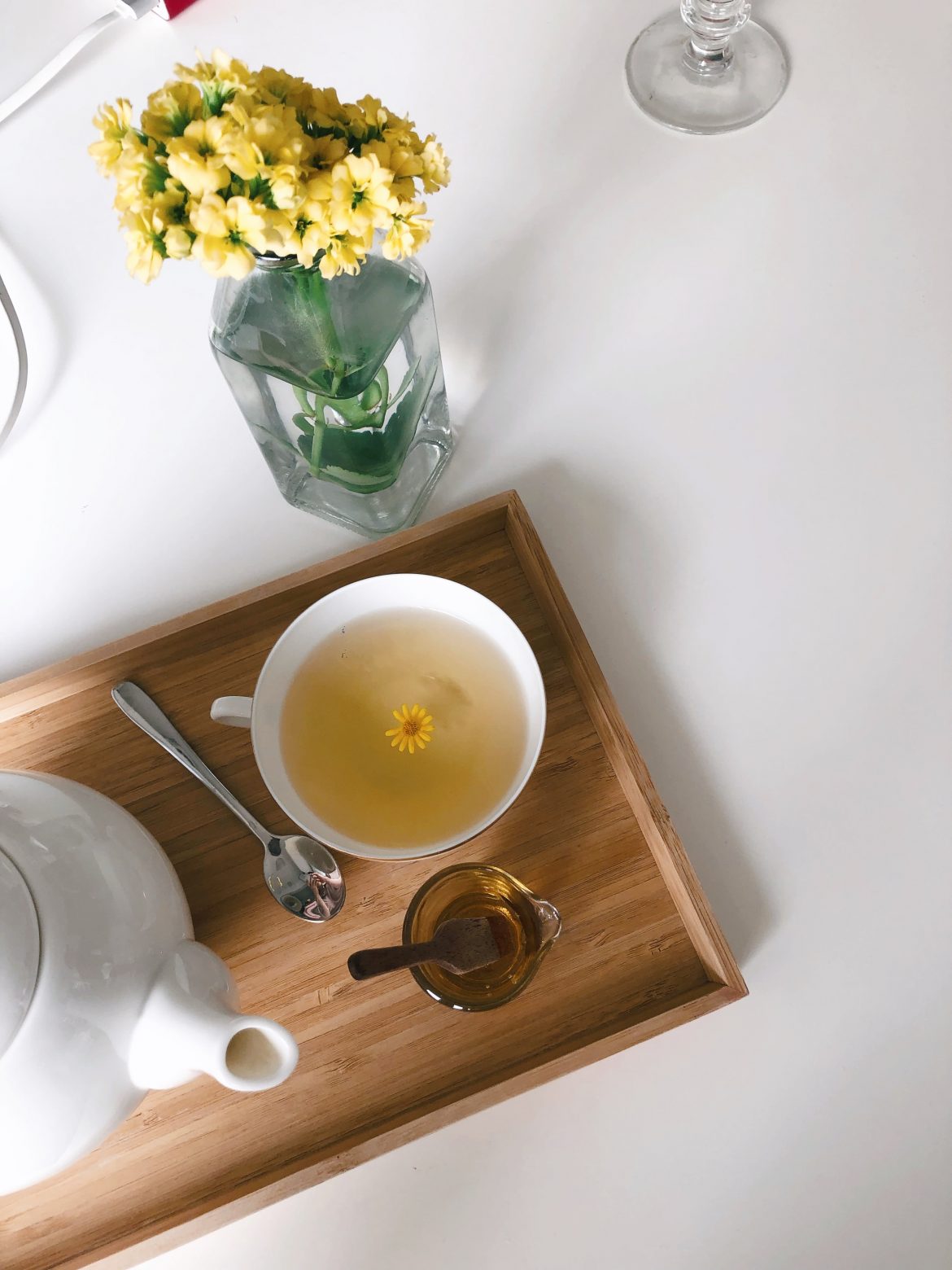 Have your spring fairytale moment with these healthy floral teas