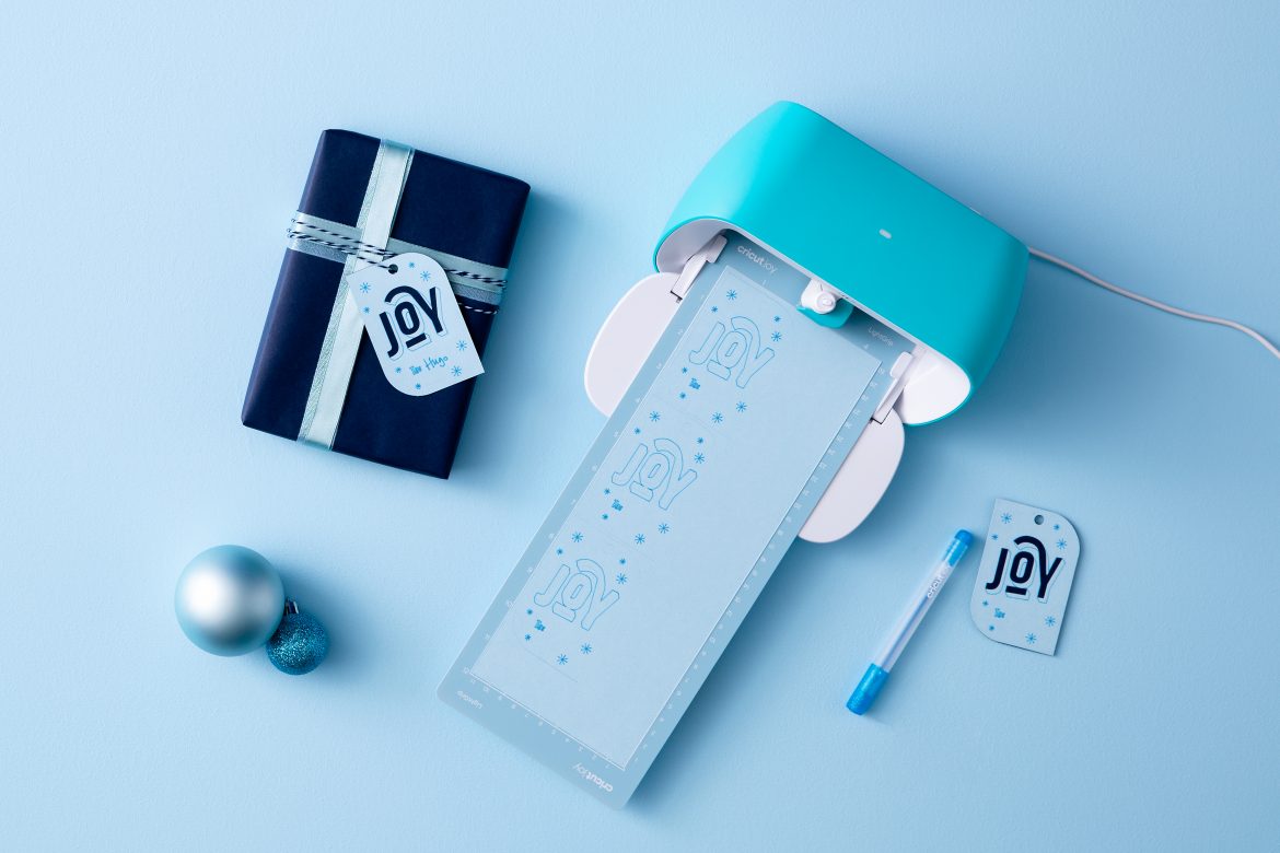 Stand a chance to win with Cricut – the gift that keeps on giving!