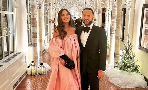 Chrissy Teigen and John Legend welcome their third child!