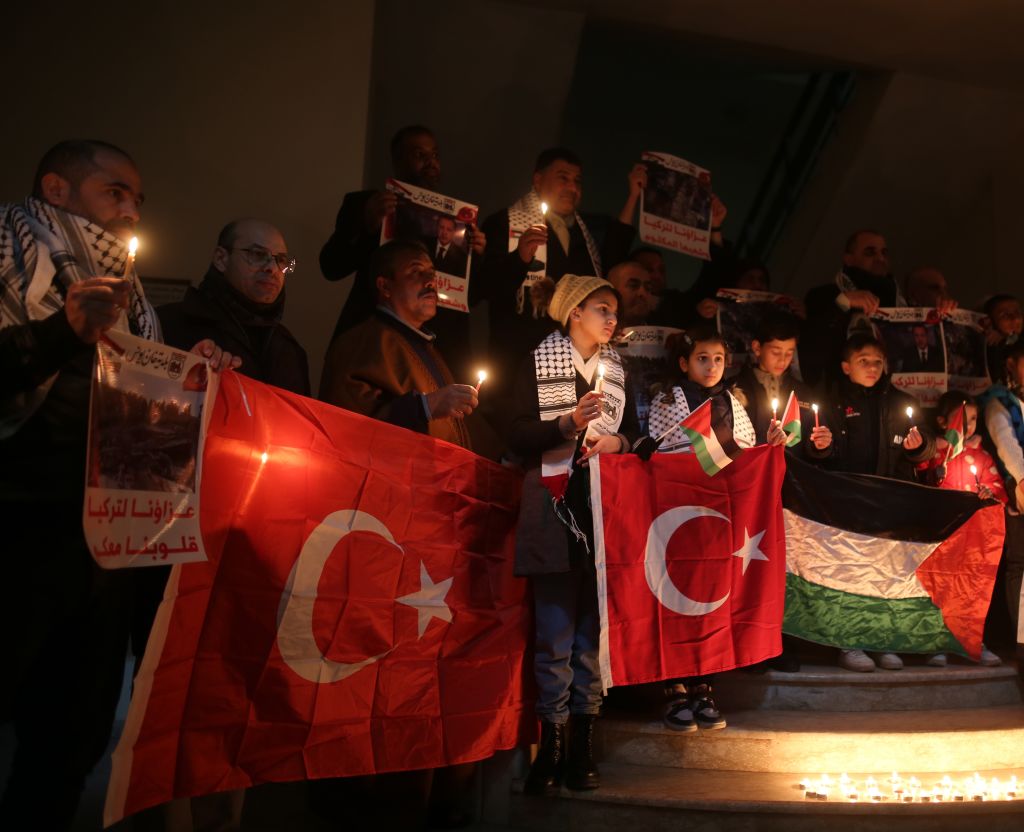 Earthquakes in Turkey and Syria: newborn rescued, aid from SA