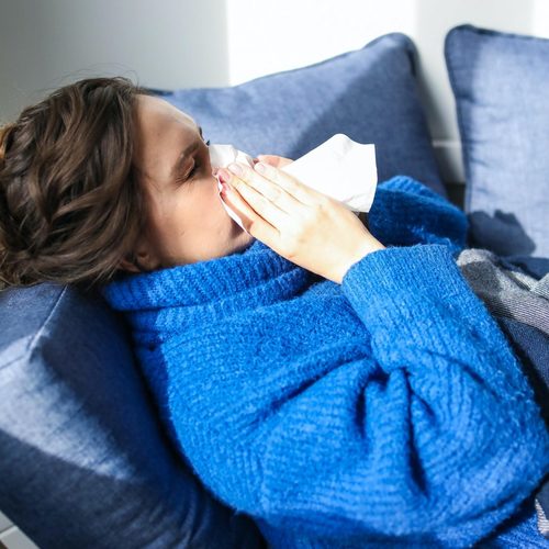 Combat flu symptoms with these natural remedies