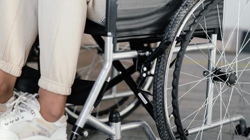 Determined 13-year-old gets back on her feet after suffering brain trauma