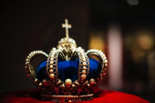 King Charles III’s coronation crown jewels reveal details about Earth’s history