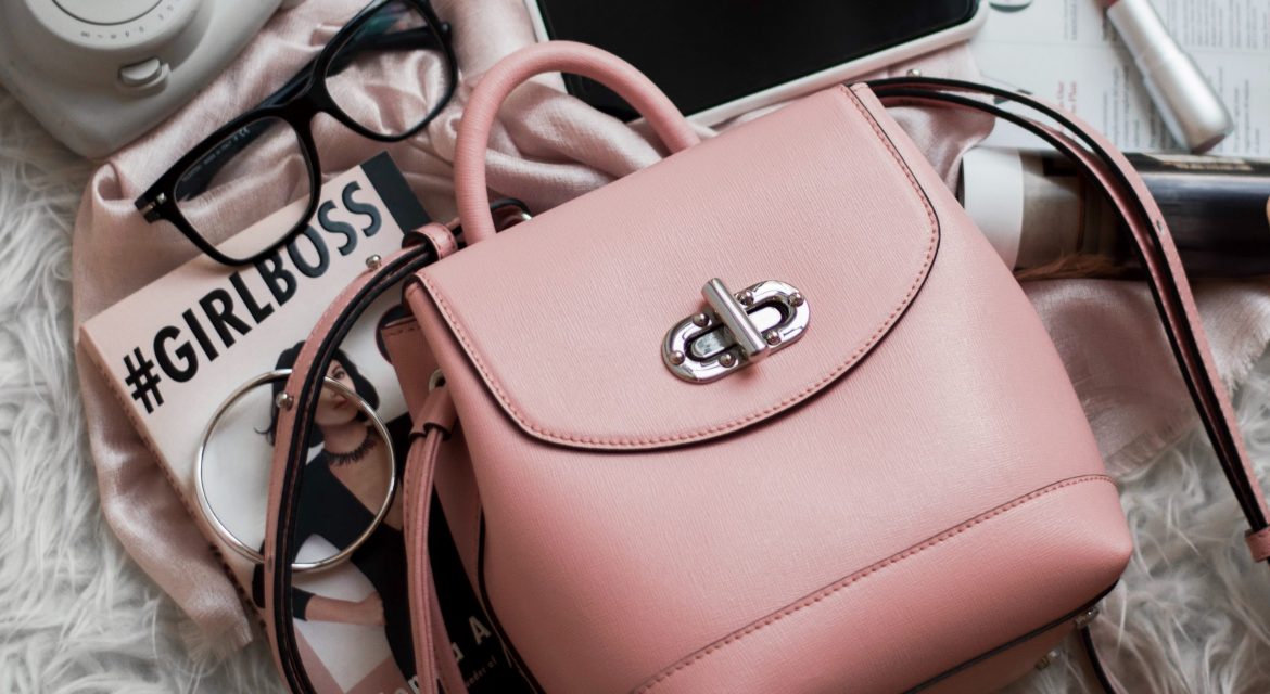 5 things to do for a germ-free handbag