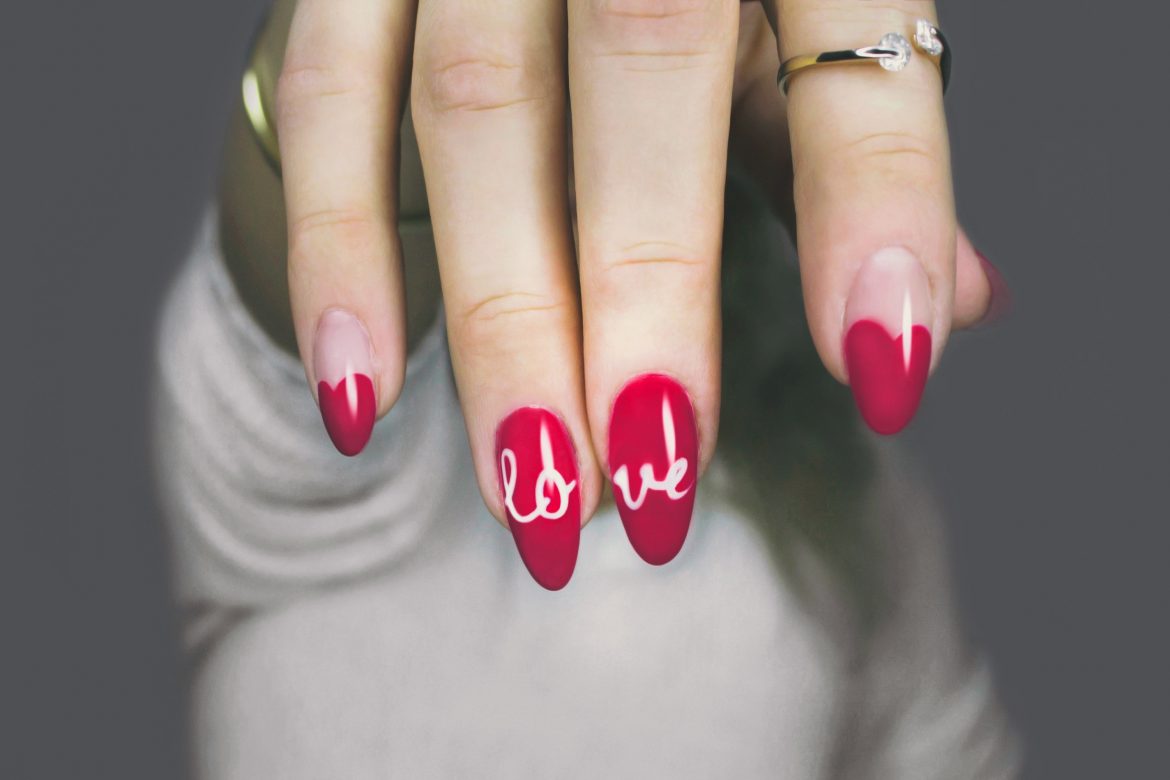 Meet Clockwork: The Nail-Painting Robot