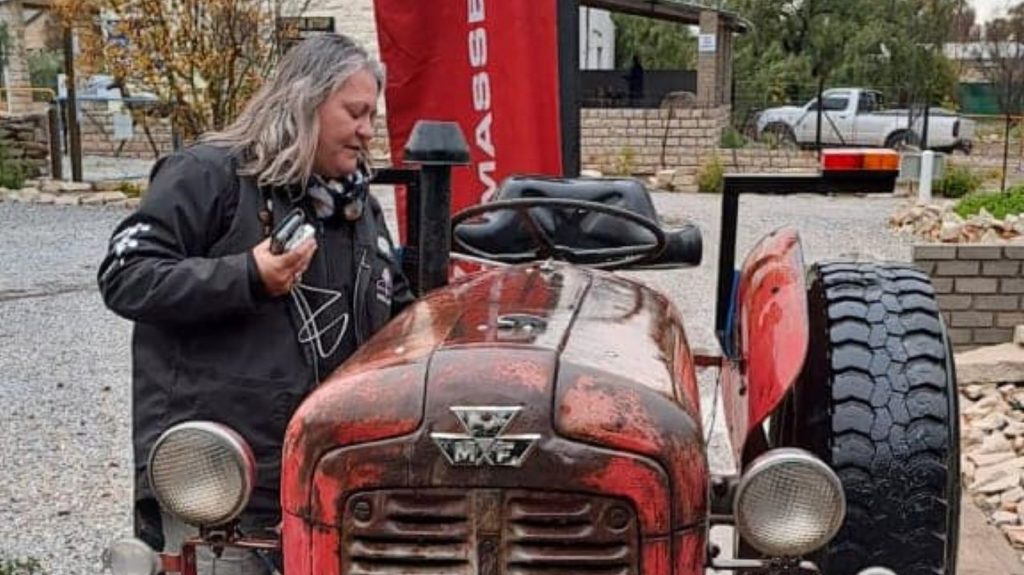 Mom sets out on 1 600km journey on tractor to raise funds for daughter