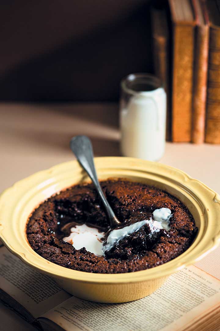 Coffee and chocolate self-saucing pudding