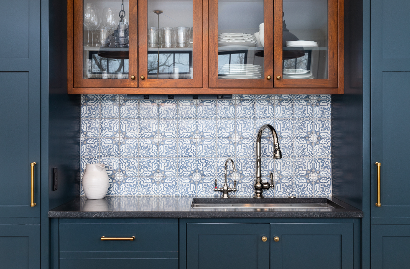 How to match the perfect tiled backsplash to your kitchen