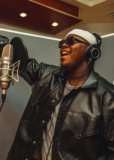 “I’ve always known I’m meant for global,” says Lloyiso as he tours with Tamia