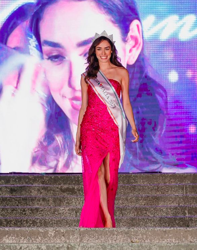 Over 100 trans men enter Miss Italy pageant in protest