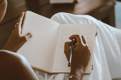 5 reasons why you should start journaling