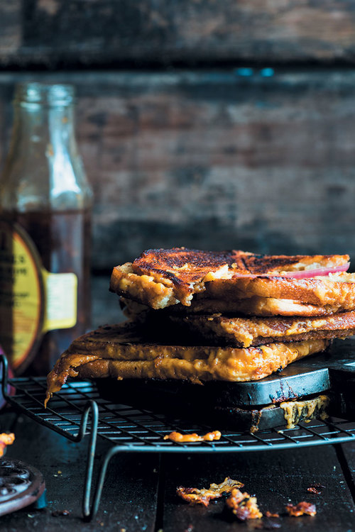 Cheese and chutney braaibroodjies