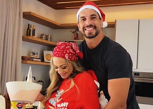 SEE: Merry Christmas from the Etzebeth’s