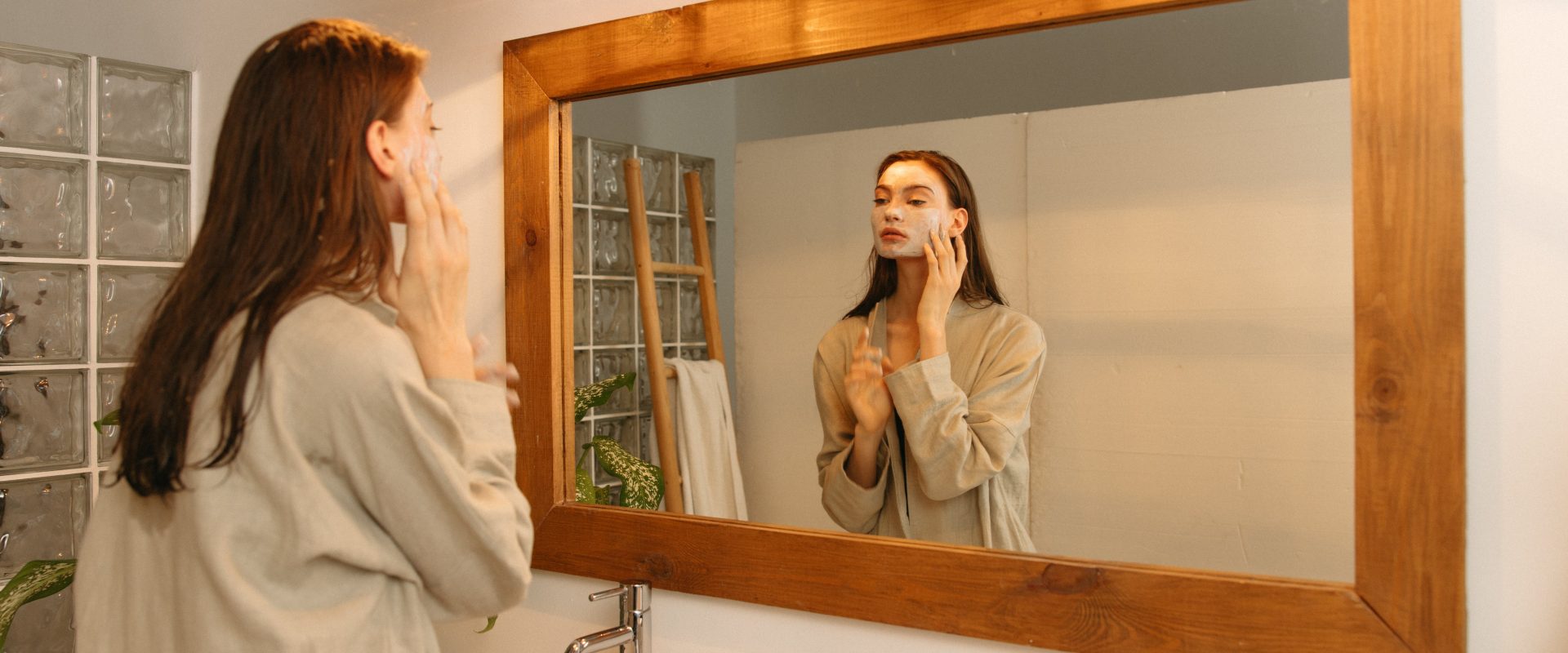 The right way to apply your skincare.
