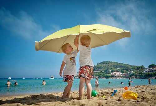 The ultimate safety guide for travelling with children
