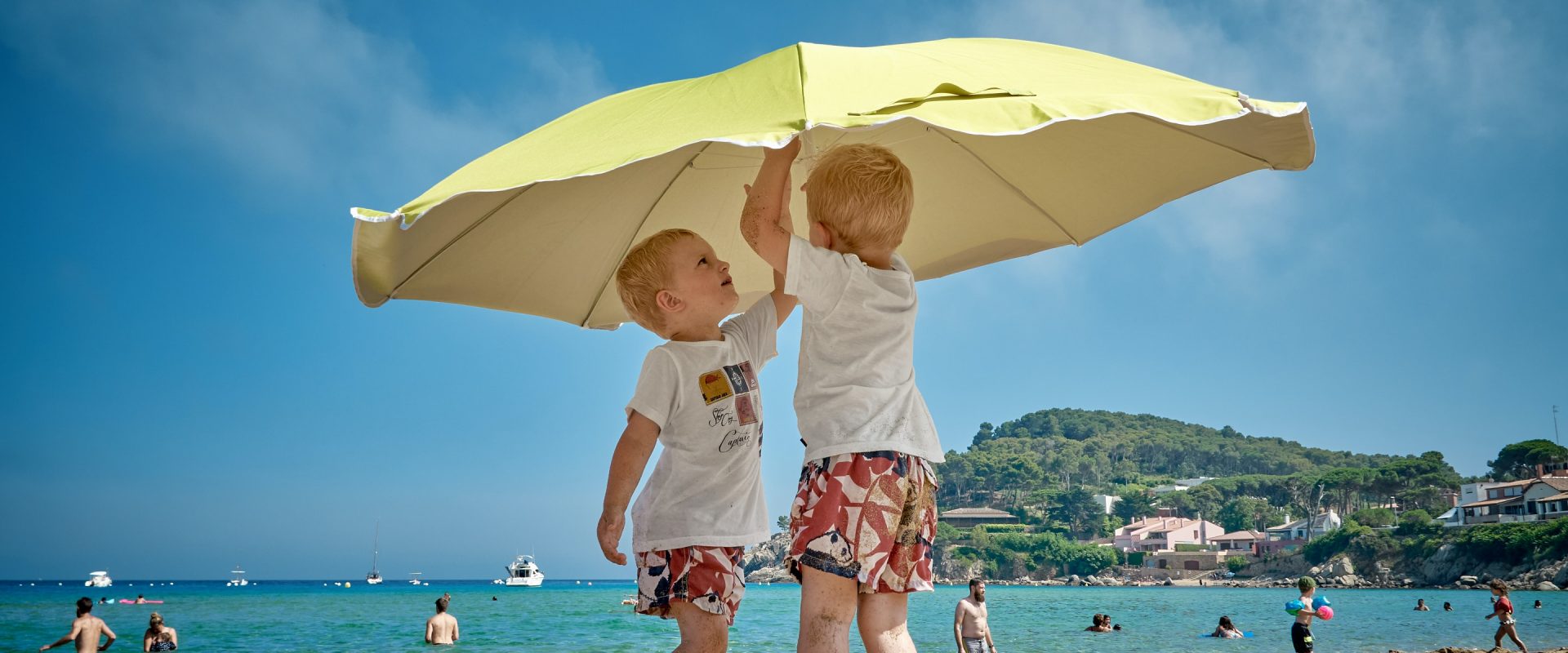 The ultimate safety guide for travelling with children