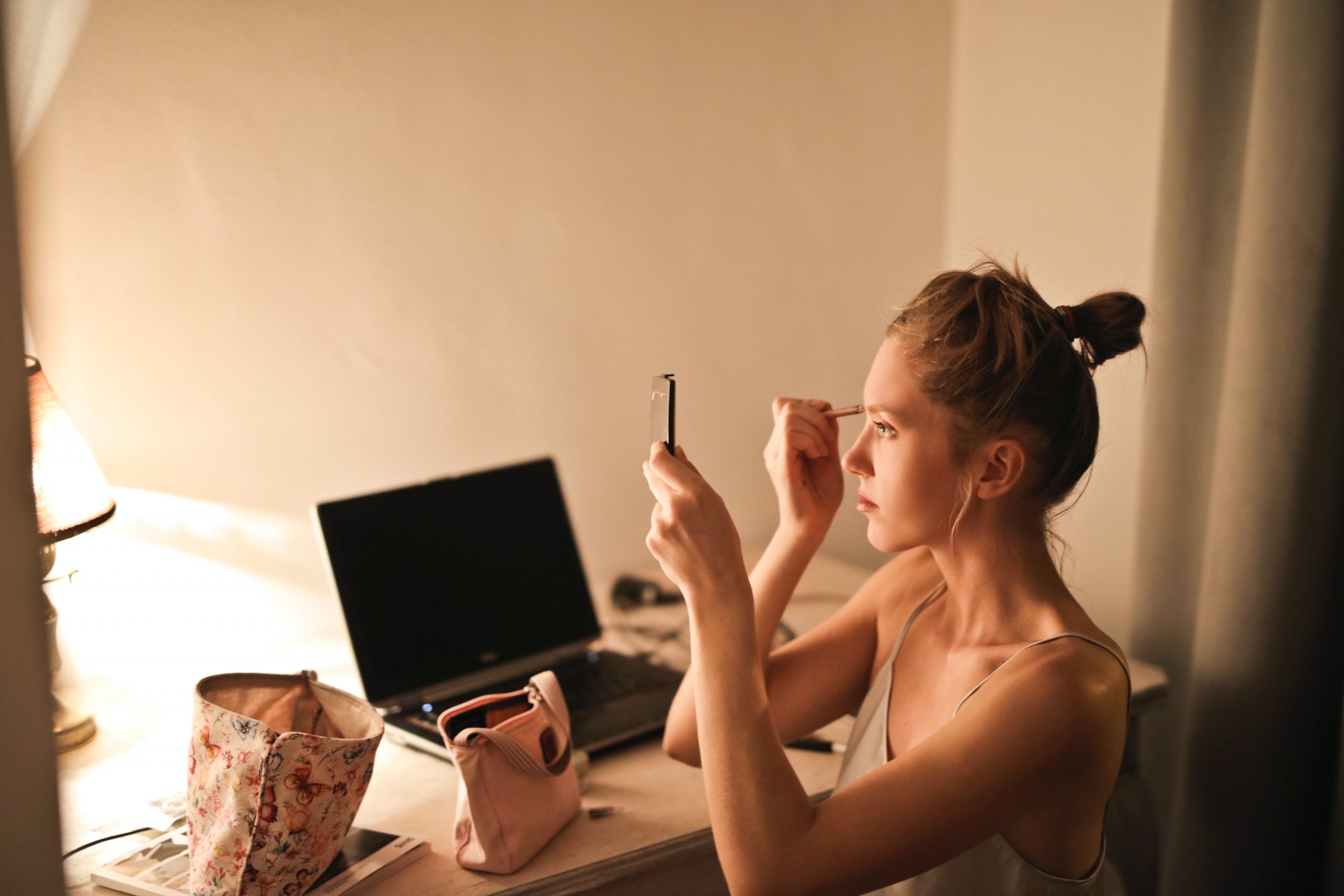 How to organise your beauty cabinet efficiently