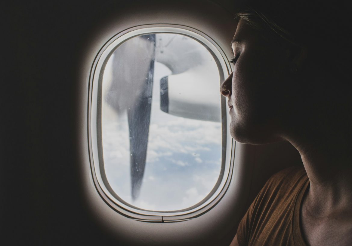 How to prepare for a dawn flight without rush or anxiety