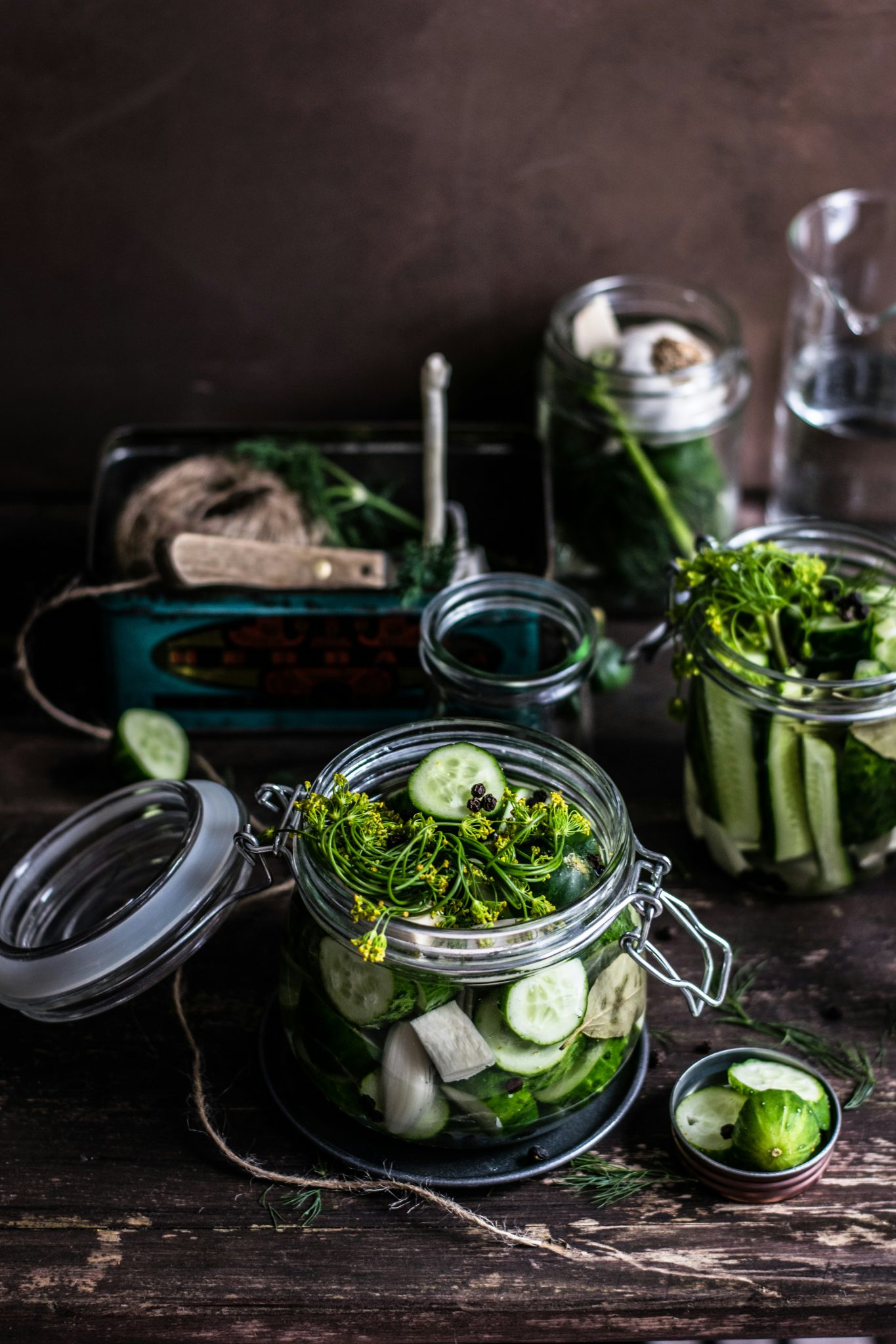 Understanding the differences between fermenting & pickling Food