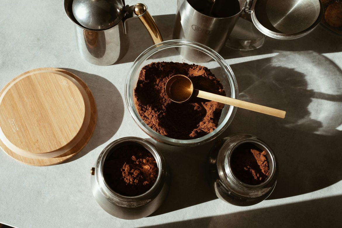 Get the low down on ground coffee vs. instant coffee