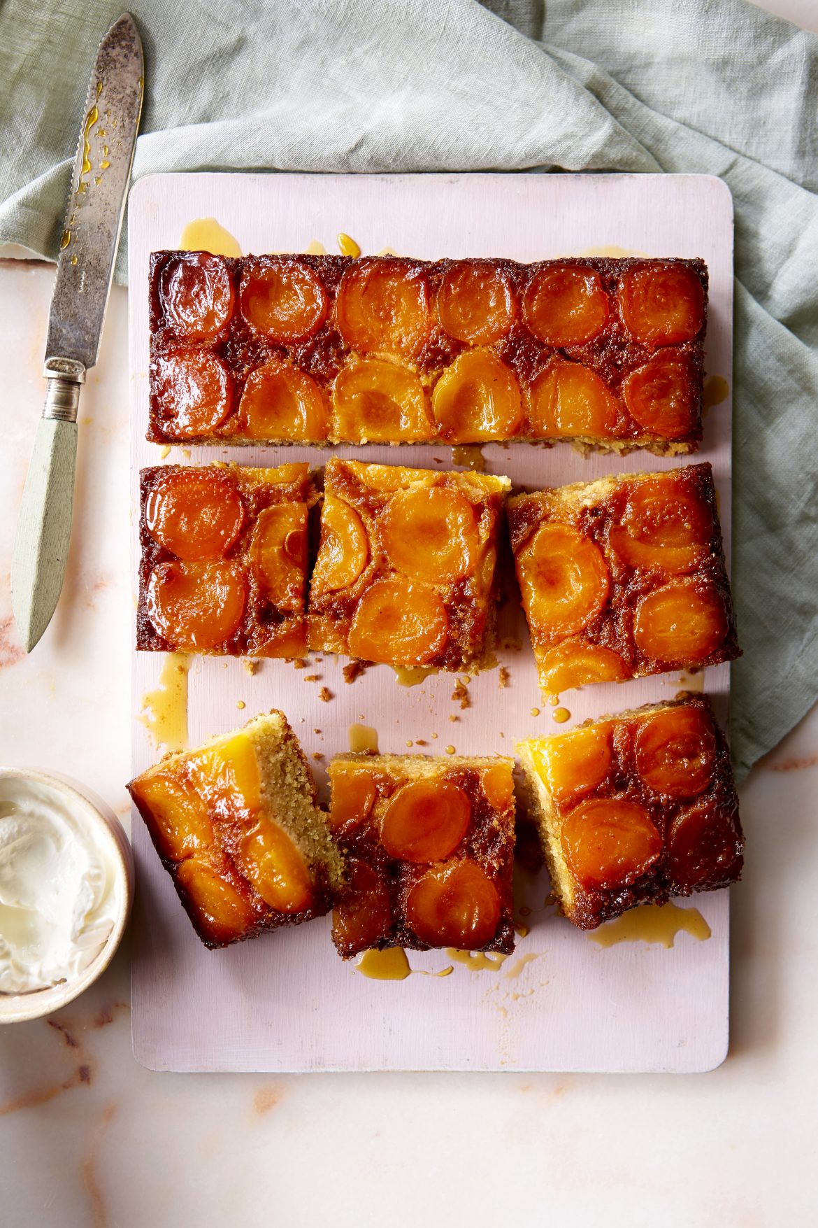 Upside-down spiced apricot cake