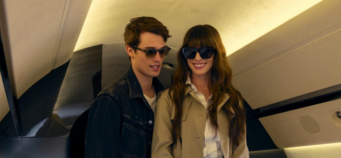 How to get Anne Hathaway’s curls from The Idea of You