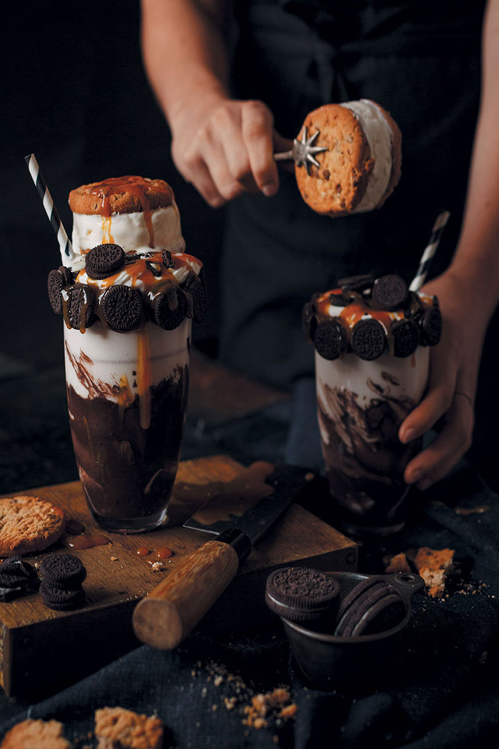 Cookie monster milkshake
