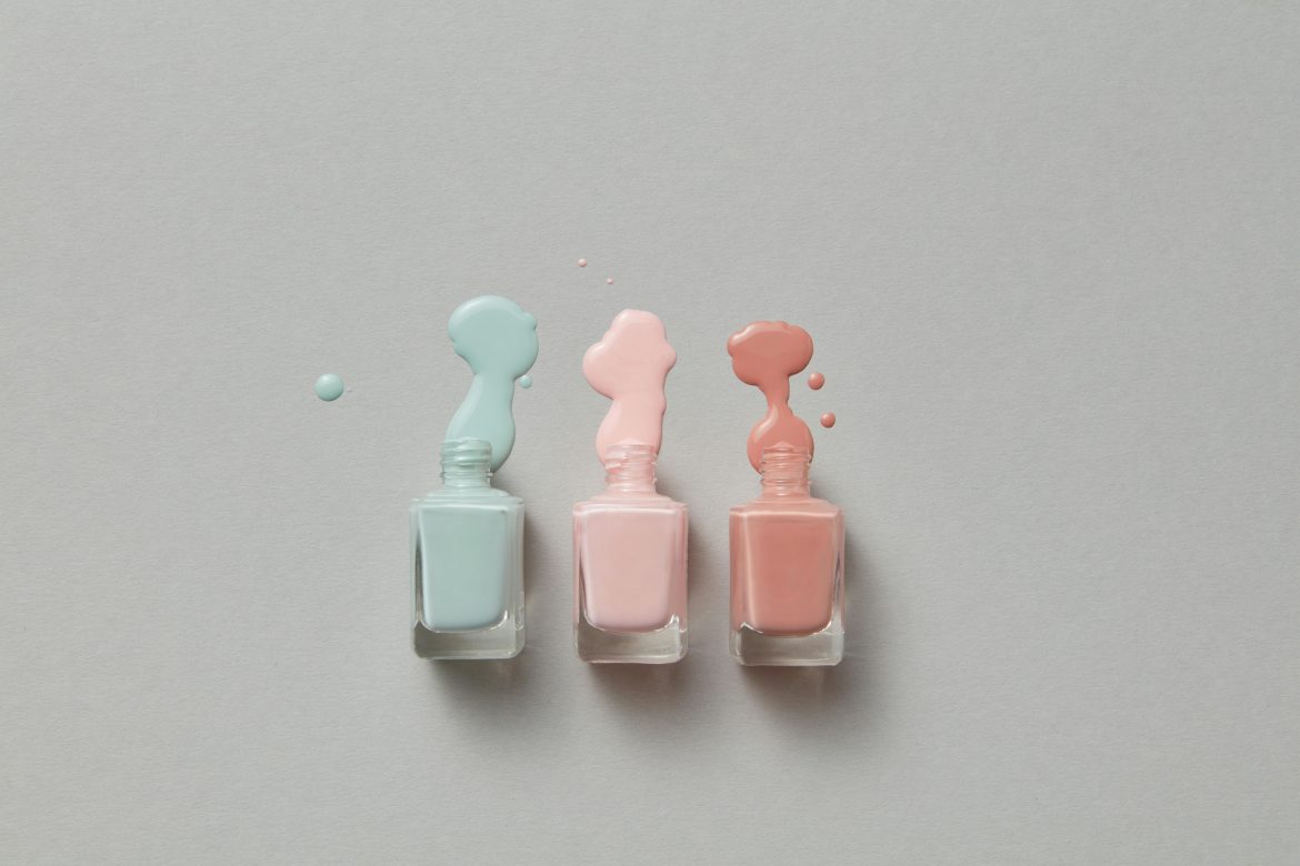 How to remove nail polish stains with home-ingredients