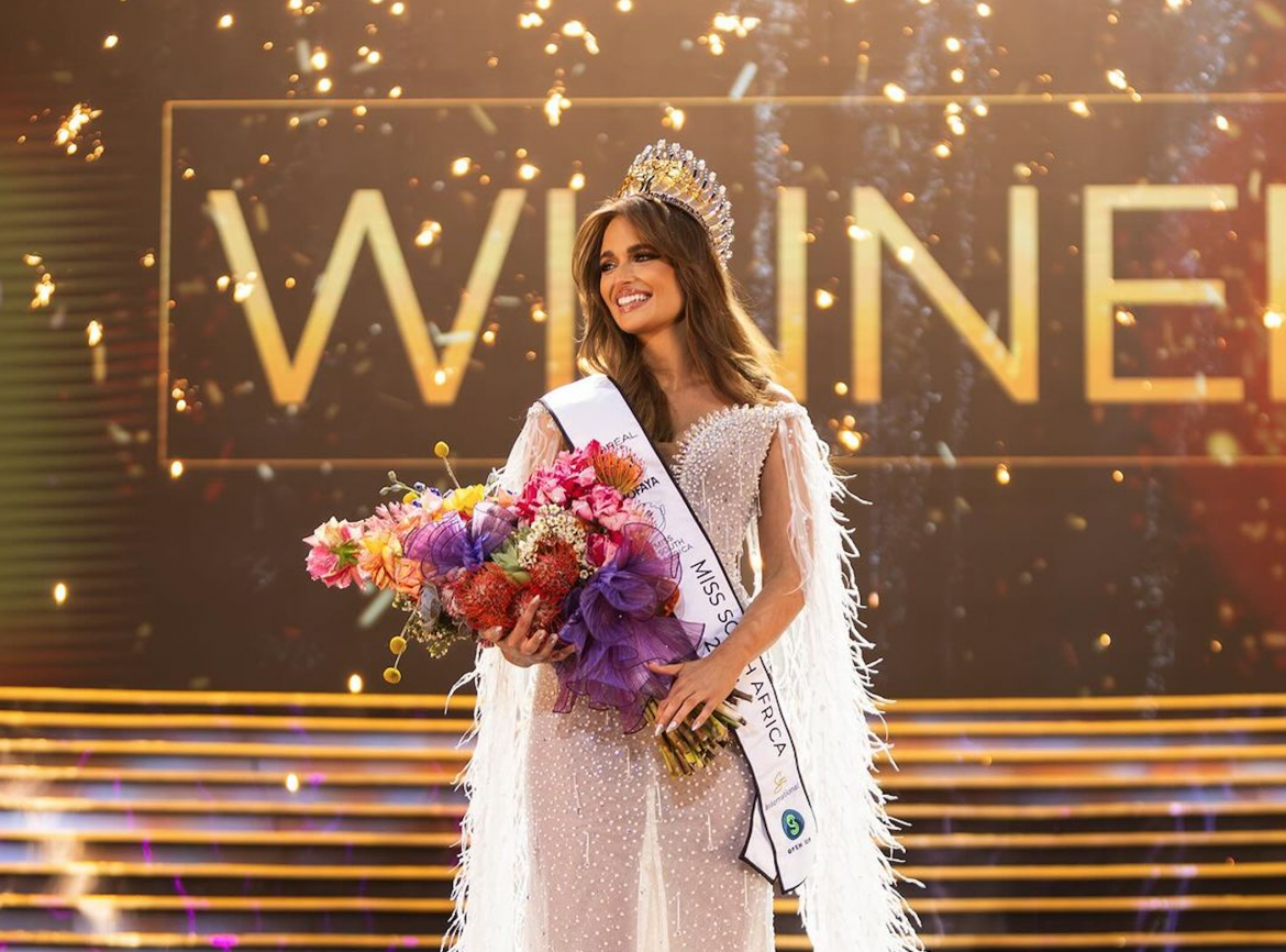 Mia Le Roux is crowned as Miss South Africa 2024