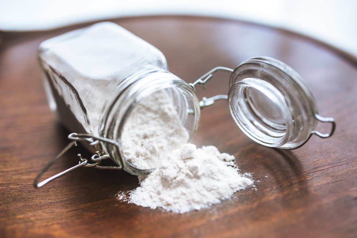 30 amazing uses for baking soda at home