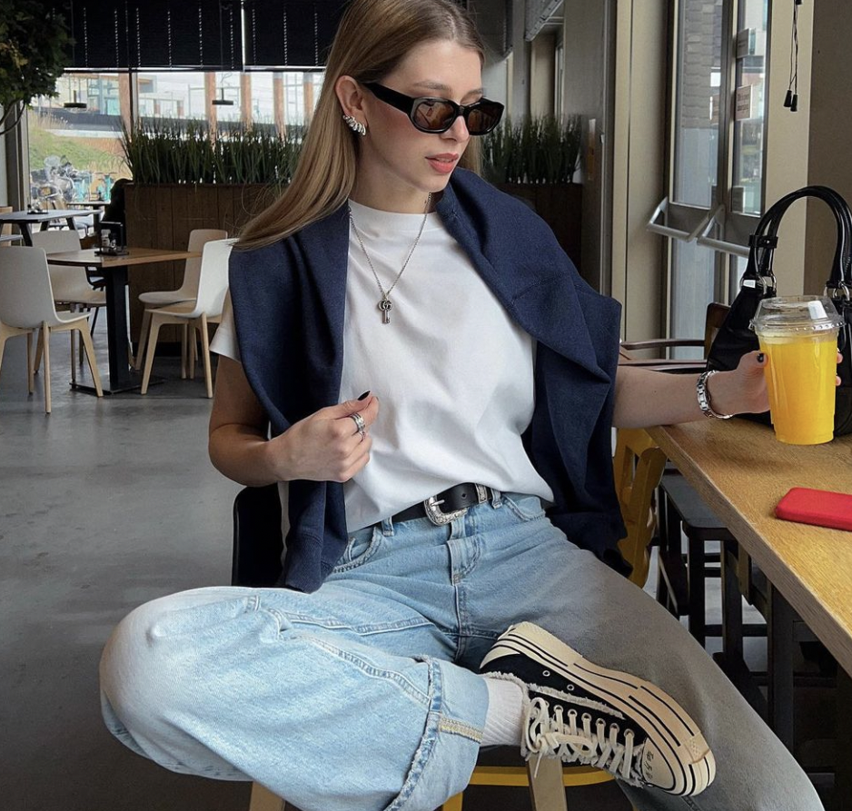 5 ways to style statement sneakers for Spring