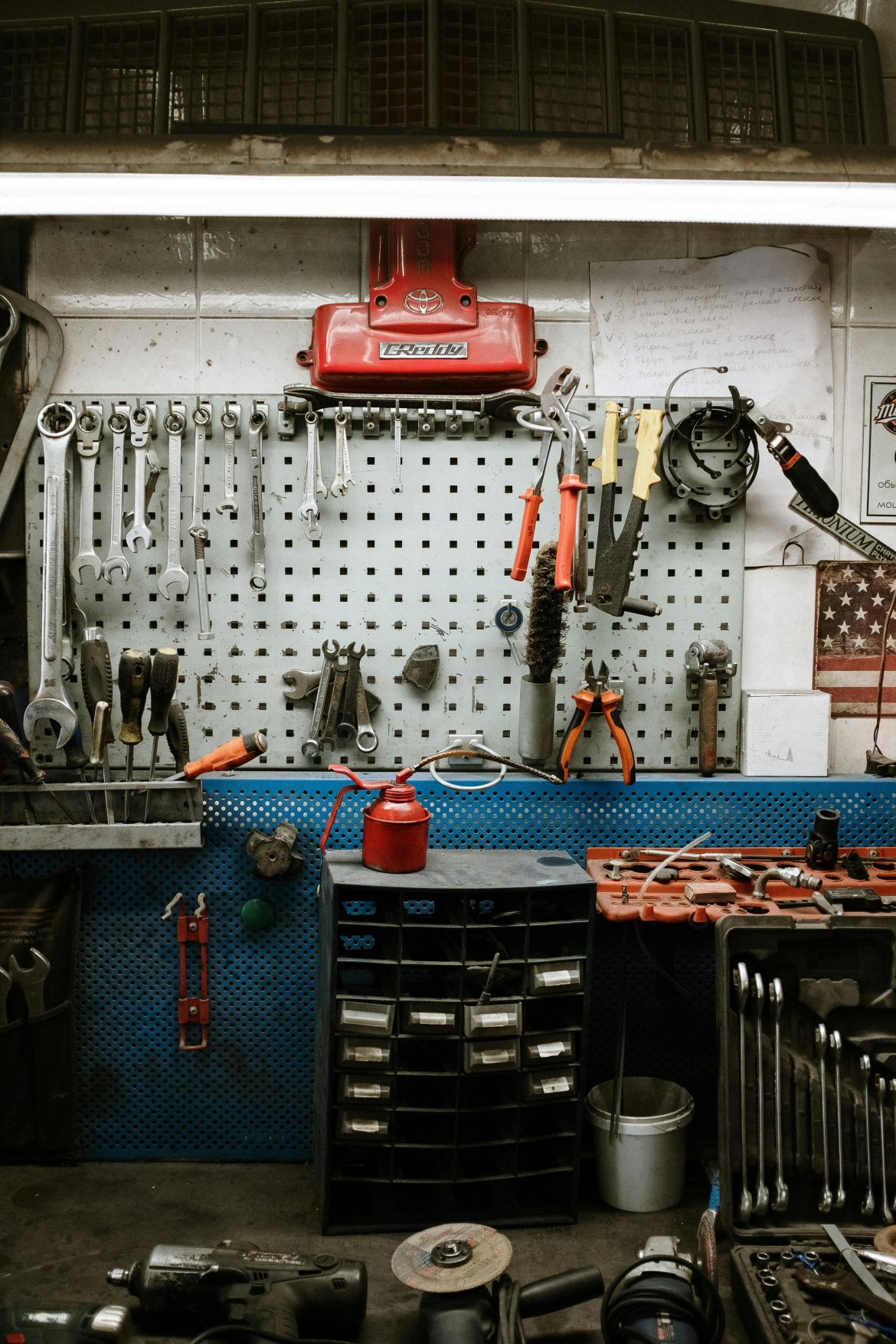 How to organise your garage to maximise your space