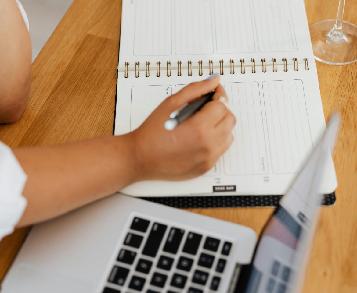 10 tips to grab cheap flights in the nick of time