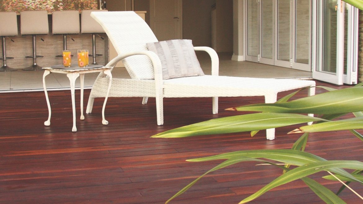 Protect your decks the Woodoc way